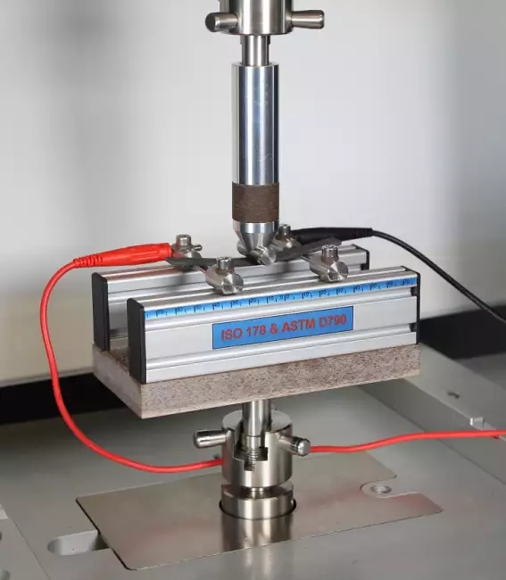 tensor tester resistivity option: Tensor-Check dynamometer with optional multimeter: close-up detail of bending test.